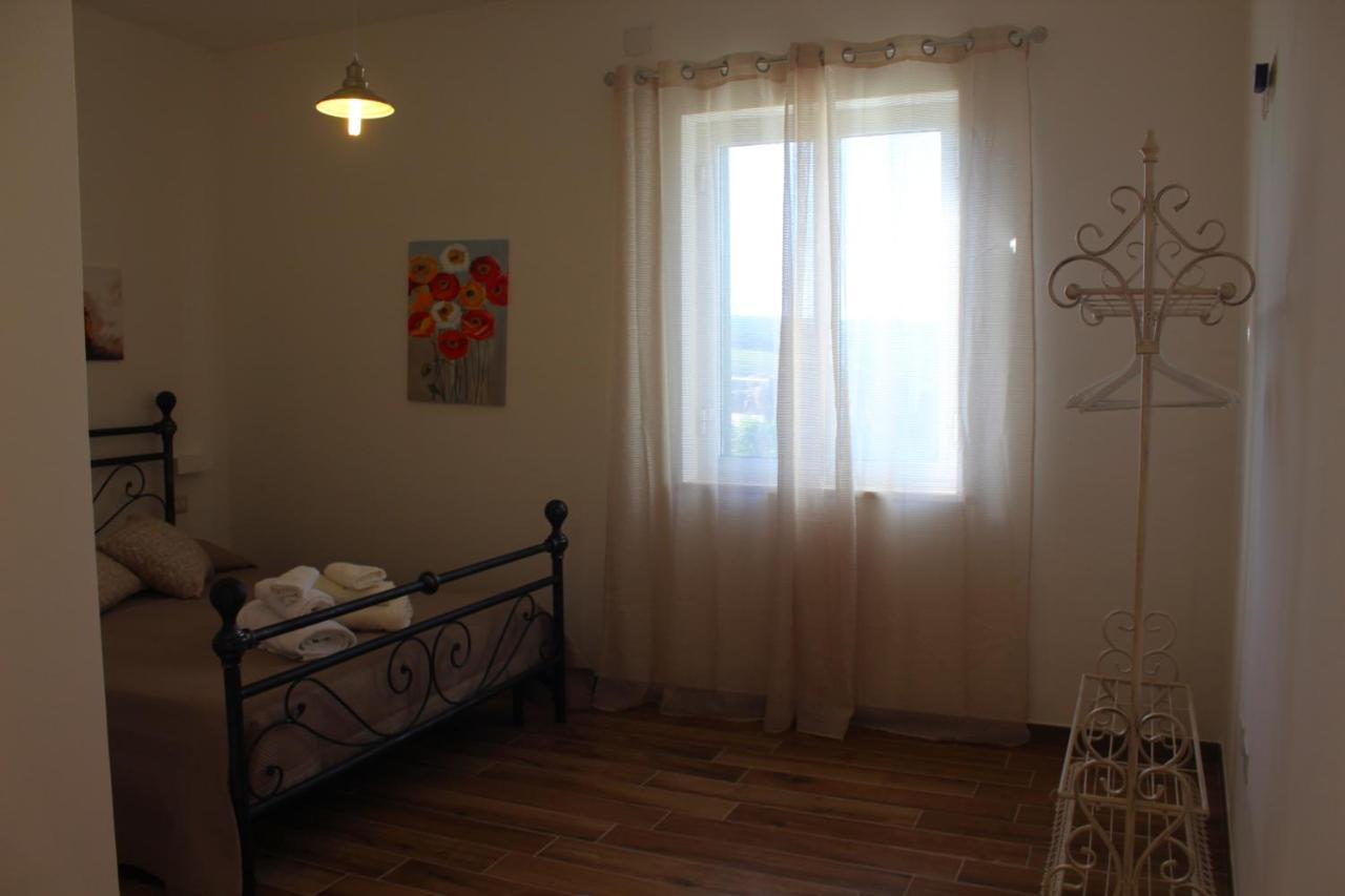B&B Sa Corte Biancareddu ภายนอก รูปภาพ