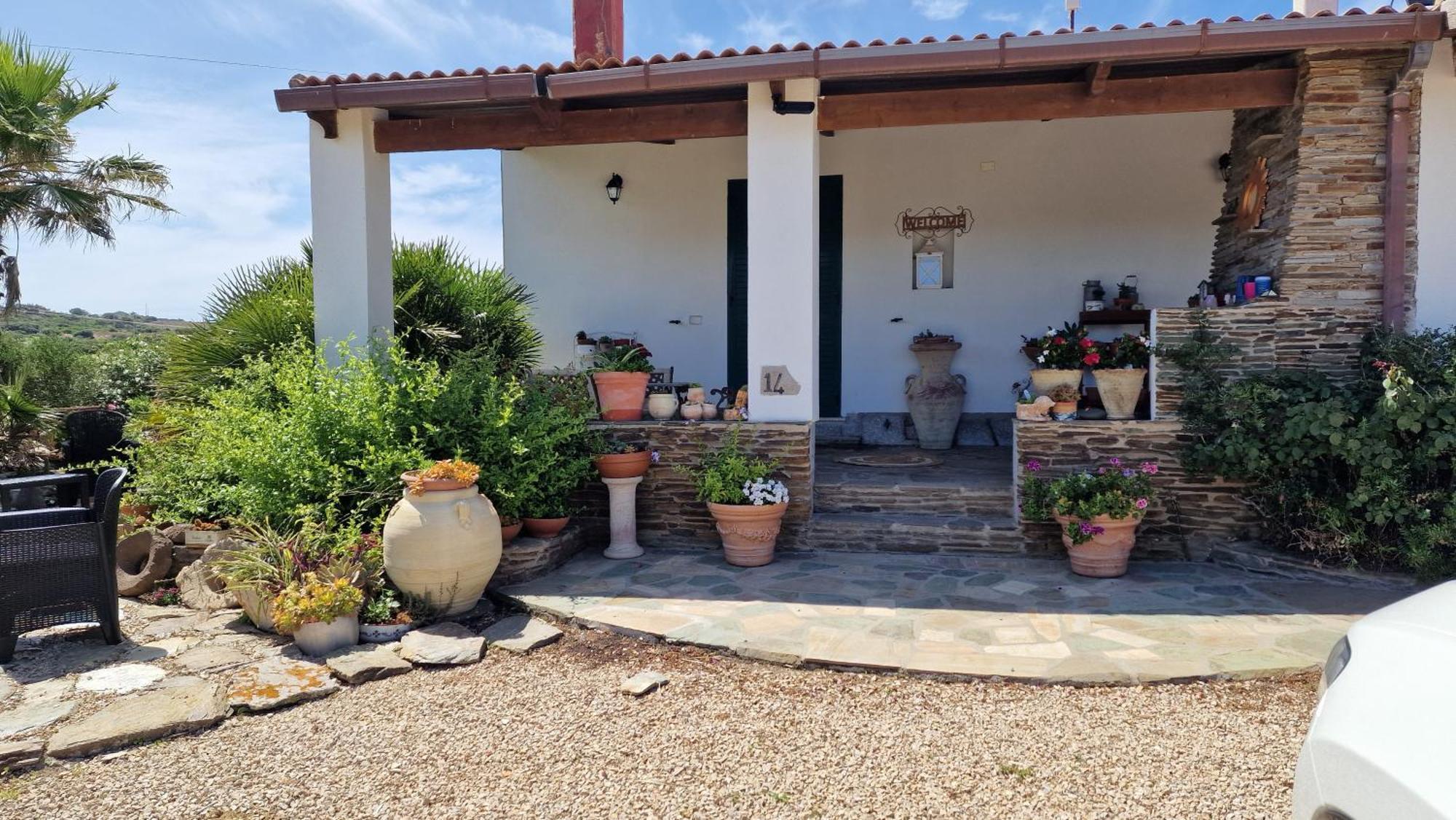 B&B Sa Corte Biancareddu ภายนอก รูปภาพ